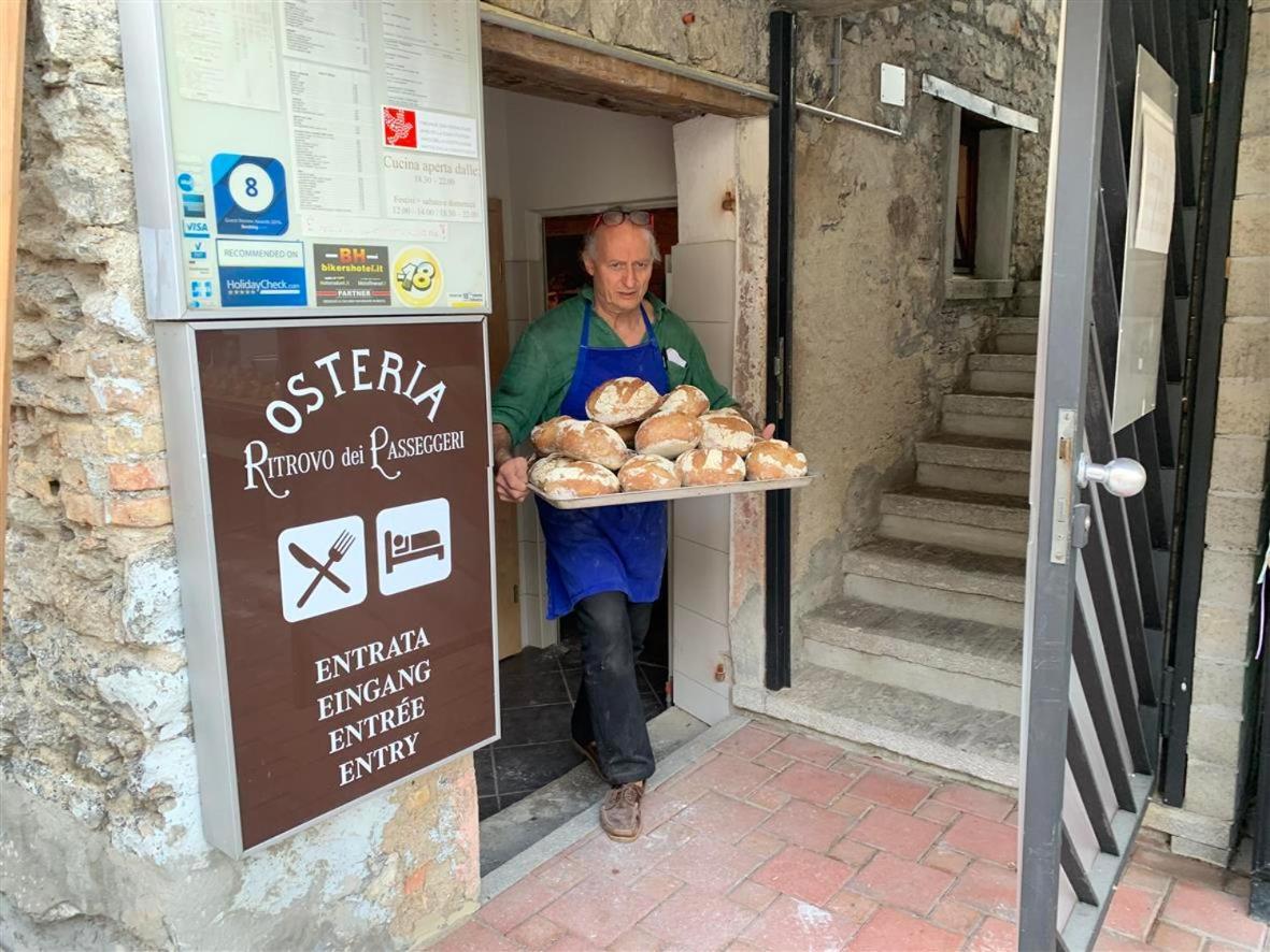 Osteria Ritrovo Dei Passeggeri Hotel Сан`Антонио Екстериор снимка